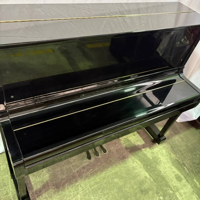 ディアパソン　中古ピアノ　126ME