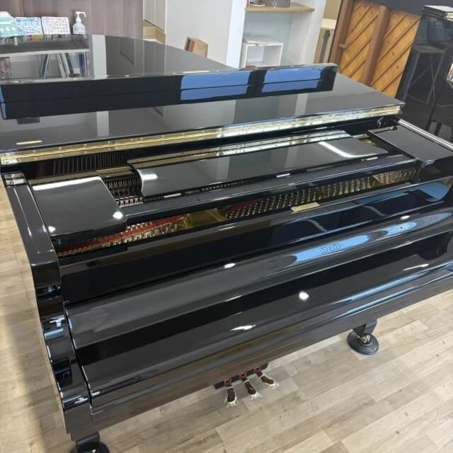 ヤマハ　中古ピアノ　C3A