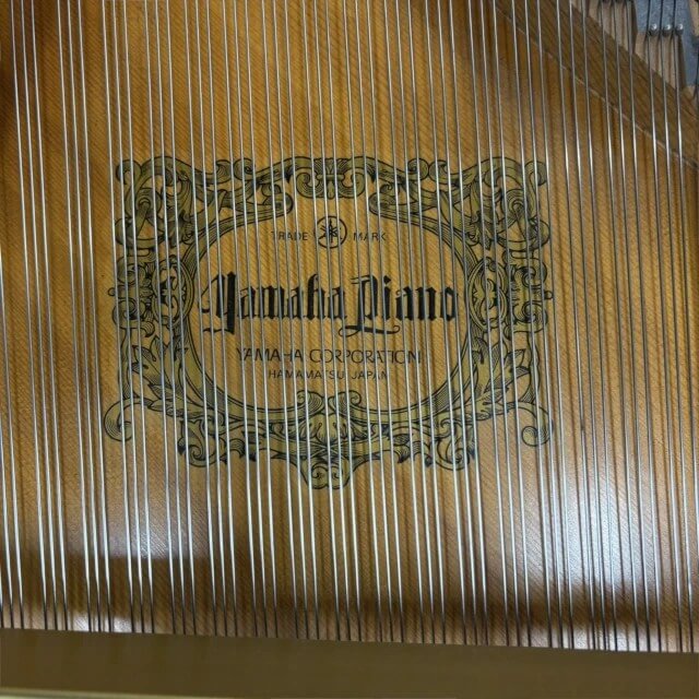 ヤマハ　中古ピアノ　C3A