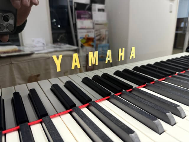 ヤマハ 中古ピアノ C3LA