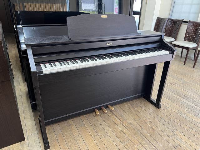 ローランド　中古電子ピアノ　HP506