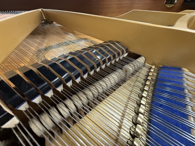 カワイ 中古ピアノ KG-1E