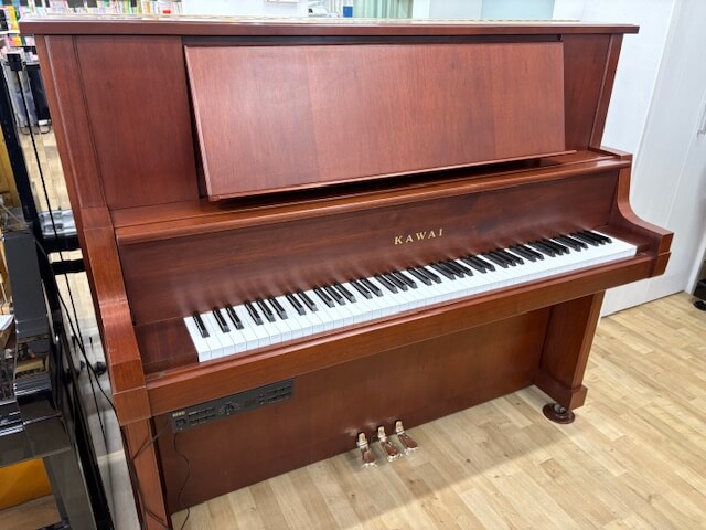 カワイ　中古ピアノ　KL82W(コルグ消音機付き)