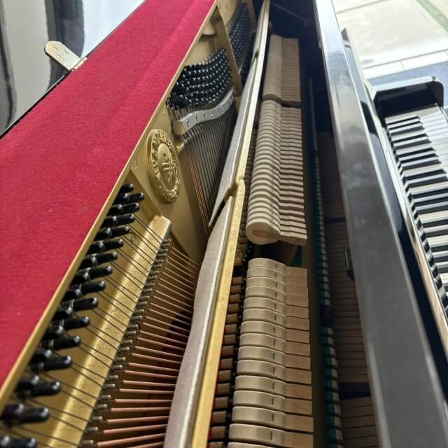 ヤマハ　中古ピアノ　U10BL