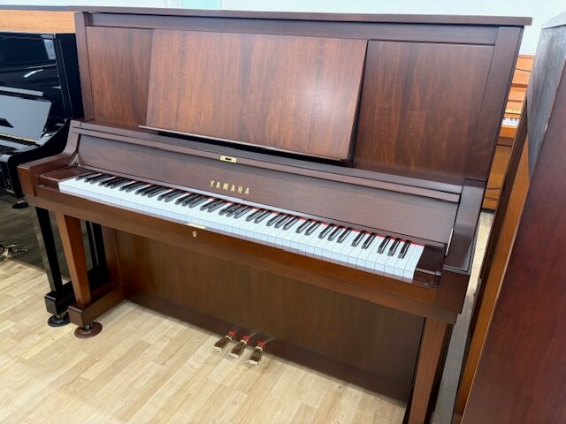 ヤマハ　中古ピアノ　W102完全オーバーホール済