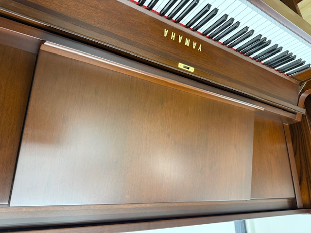 ヤマハ 中古ピアノ W102BW