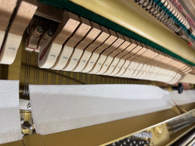 ヤマハ 中古ピアノ W102BW