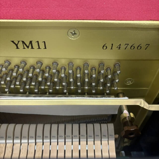 ヤマハ　中古ピアノ　YM11