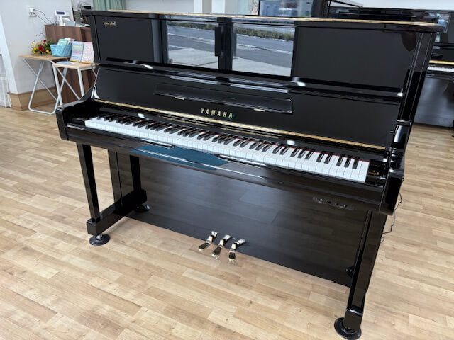 ヤマハ　中古ピアノ　YU1S(純正サイレント付)
